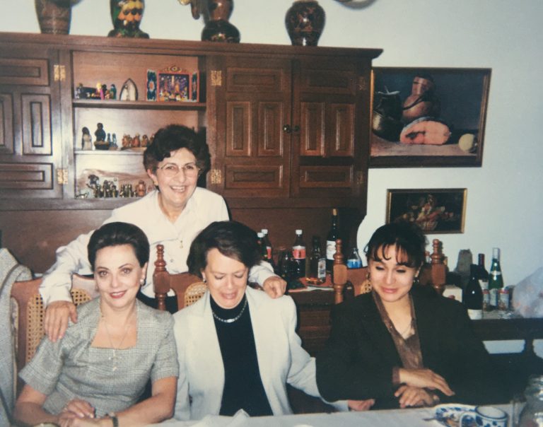 Valentina Torres, Cecilia Greaves y Rosalva Loreto